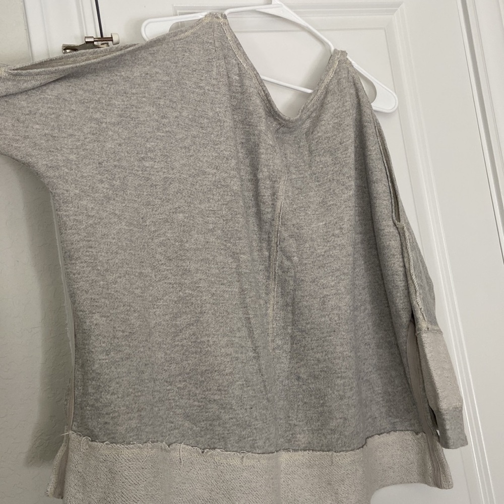 Free People - Dandelion Cold Shoulder Pullover - Picture 11 of 11